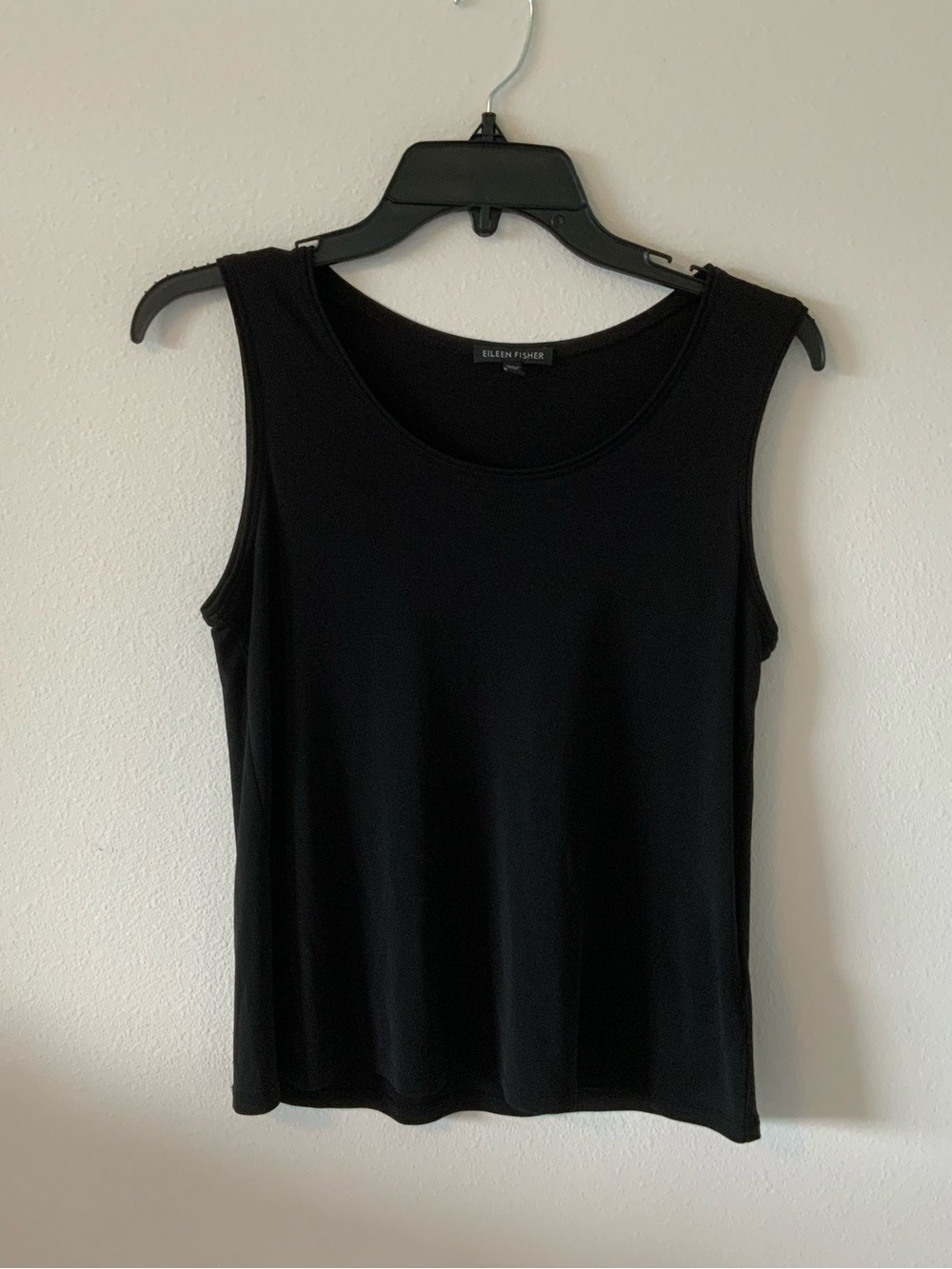 Eileen Fisher S Black Sleeveless 100% Silk Classic Tank Top Shirt Base Layer
